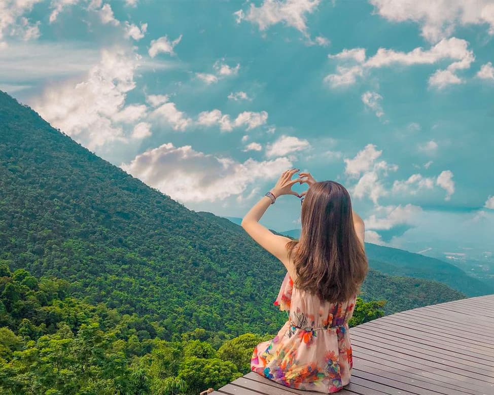 Cau-May-Tam-Dao-dia-diem-du-lich-dep-quen-loi-ve