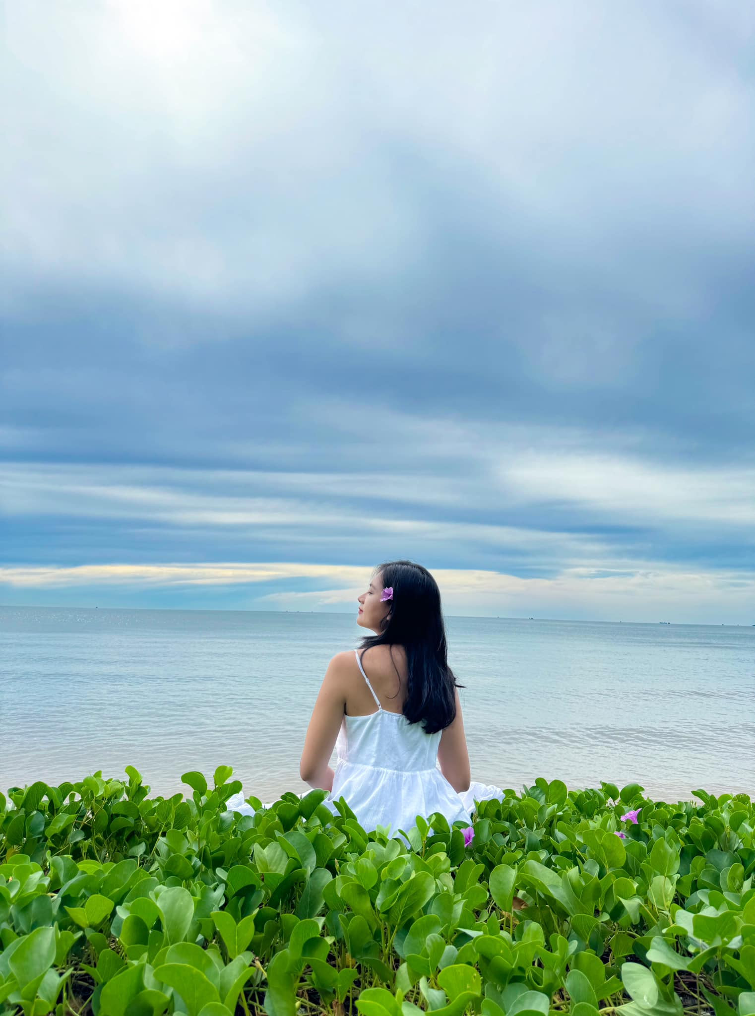 10 Bãi Biển Đẹp Chấn Động Ở Miền Trung Nhất Định Phải Khám Phá Trong Mùa Hè. Ảnh 2