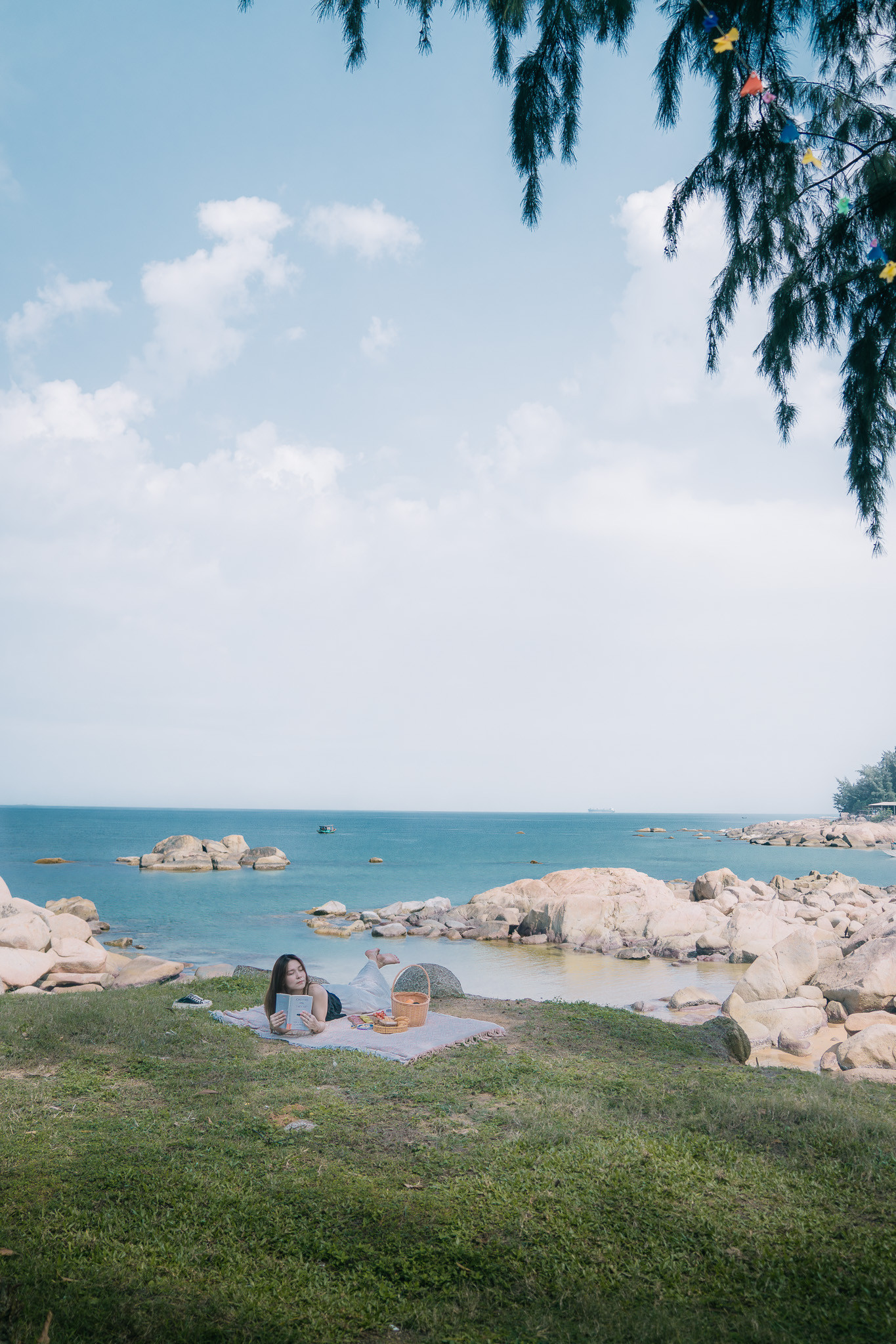 Vẻ đẹp hoang sơ của Quỳnh Lập khiến nhiều du khách yêu thích. Ảnh 4