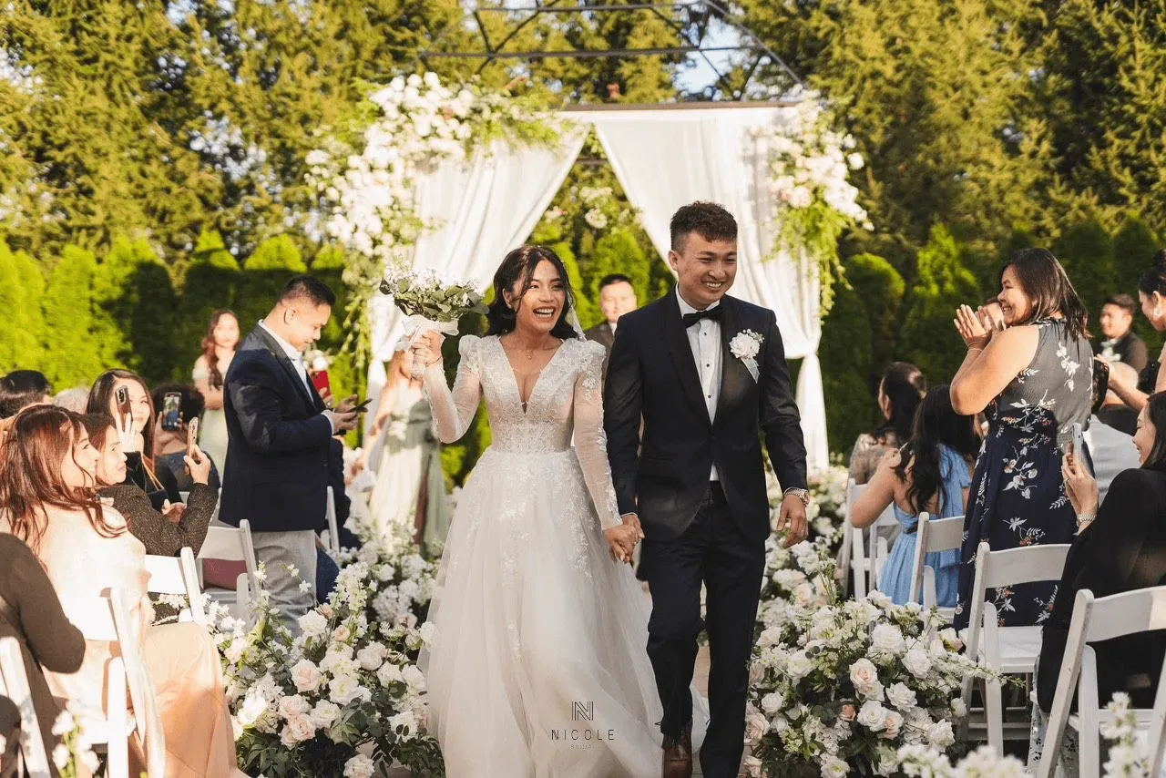 Hợp Đồng Dịch Vụ Cưới: 5 Điều Khoản Phù Hợp Bảo Vệ Cảm Xúc Và Ngân Sách Phải Đọc Kỹ